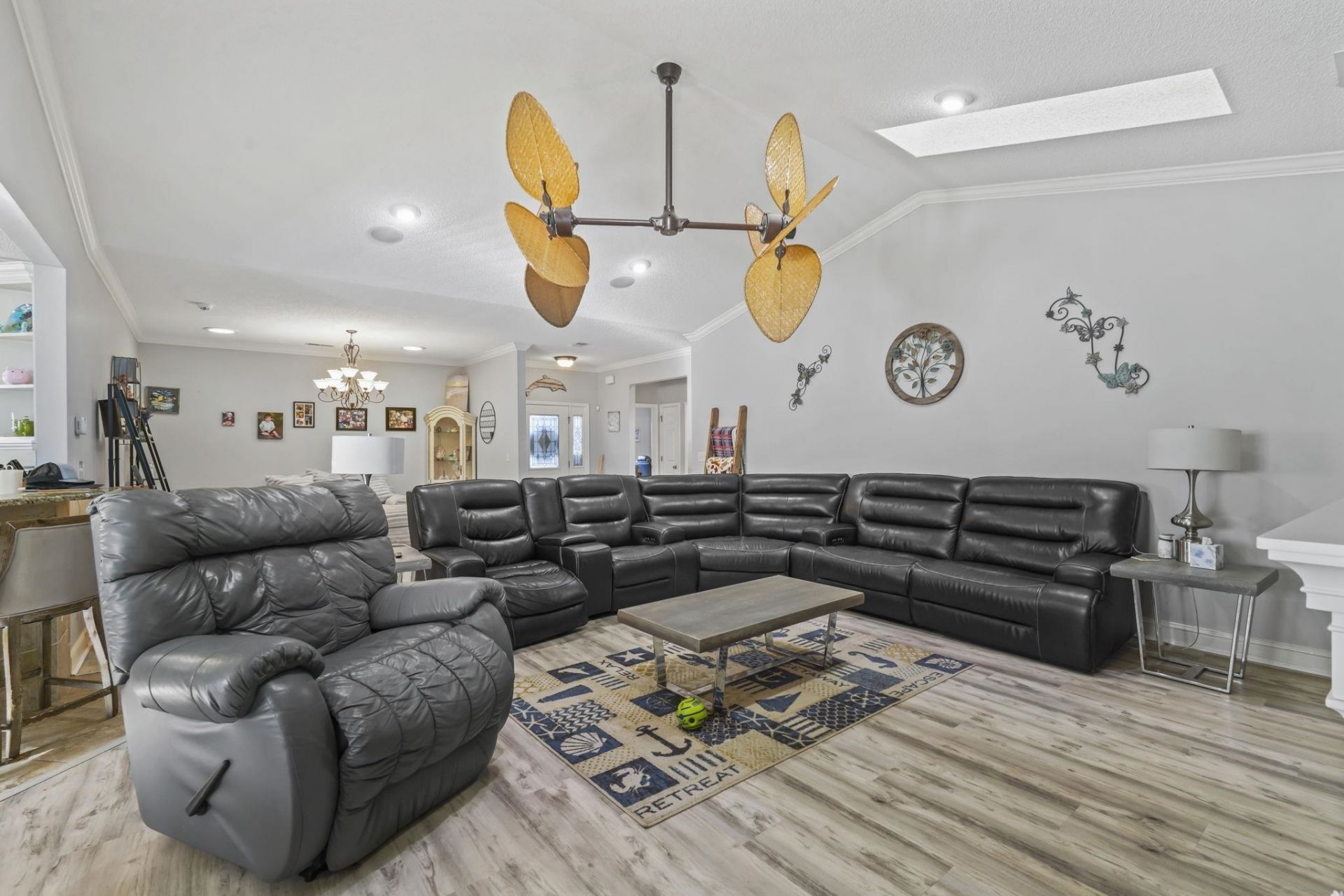 4225 Ravenwood Dr. Photo 7