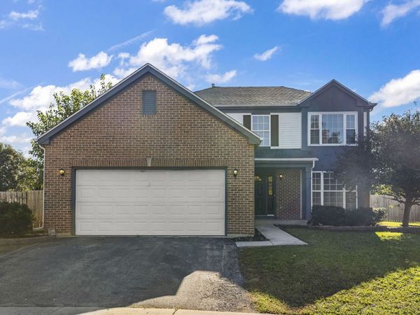 568 Rebecca Lane , Bolingbrook, IL 60440