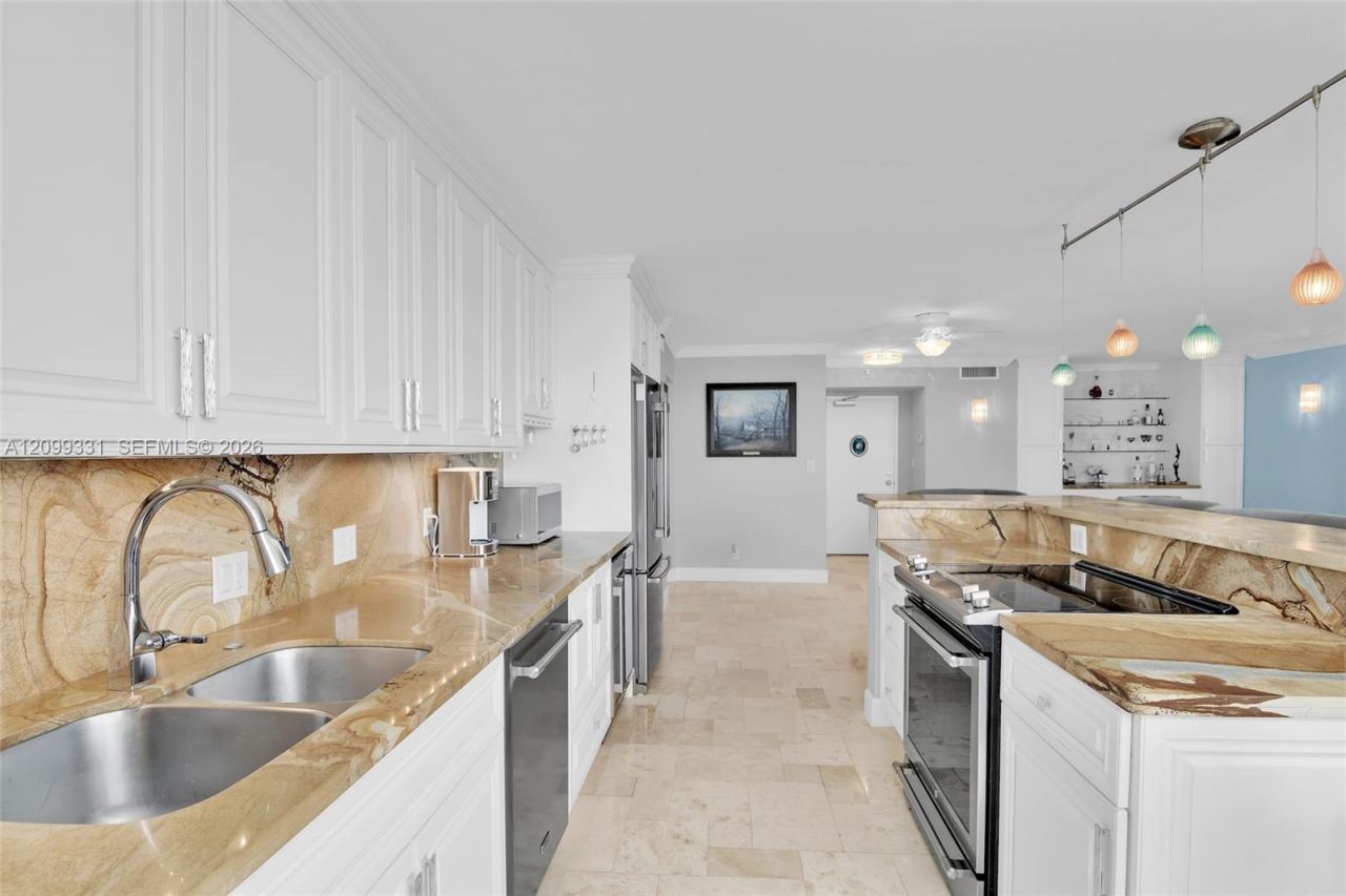 5200 N Ocean Blvd, Unit 607B, Lauderdale by the Sea, FL 33308 Photo