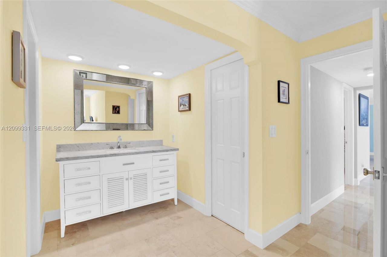 5200 N Ocean Blvd, Unit 607B, Lauderdale by the Sea, FL 33308 Photo
