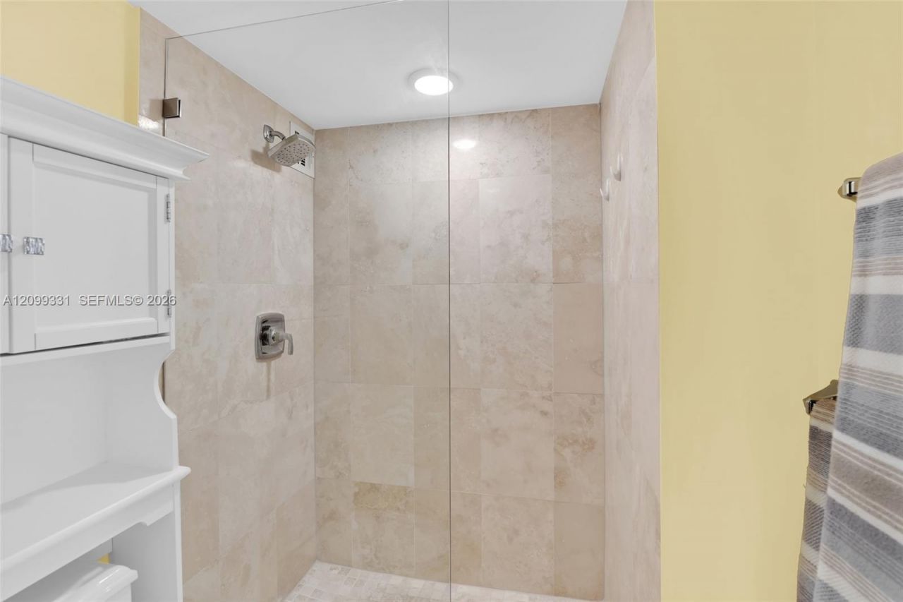 5200 N Ocean Blvd, Unit 607B, Lauderdale by the Sea, FL 33308 Photo