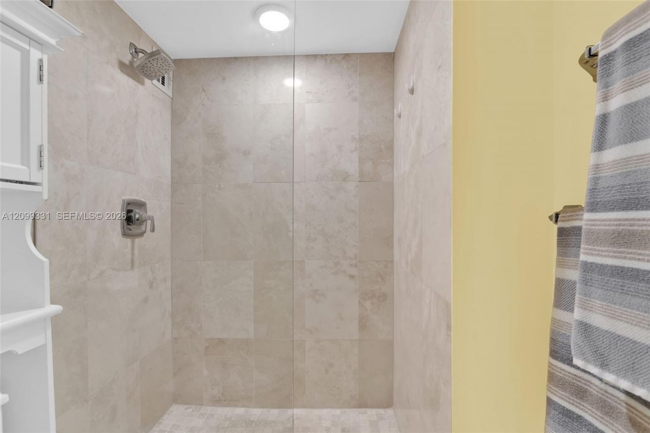 5200 N Ocean Blvd, Unit 607B, Lauderdale by the Sea, FL 33308 Photo