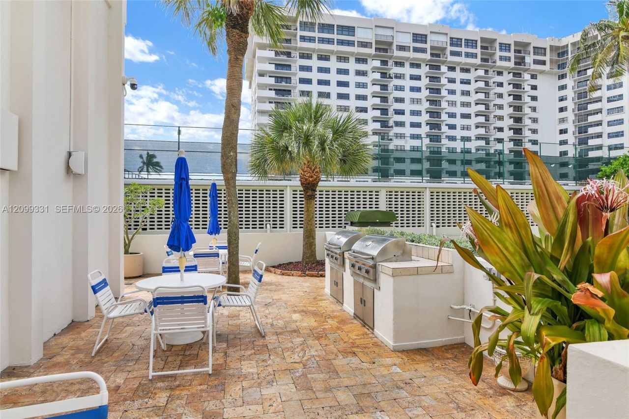 5200 N Ocean Blvd, Unit 607B, Lauderdale by the Sea, FL 33308 Photo