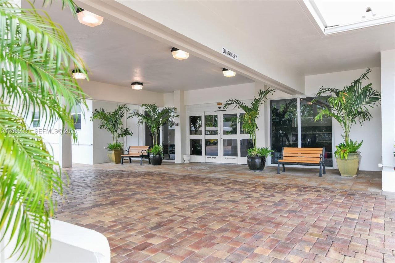 5200 N Ocean Blvd, Unit 607B, Lauderdale by the Sea, FL 33308 Photo