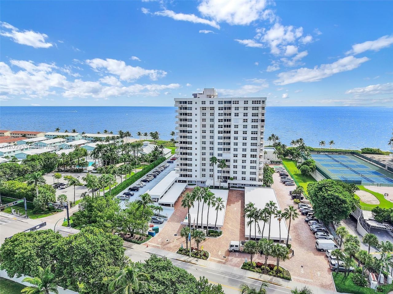 5200 N Ocean Blvd, Unit 607B, Lauderdale by the Sea, FL 33308 Photo