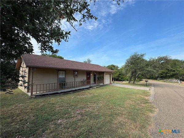 15 Cliffside Drive, Morgans Point Resort, TX 76513
