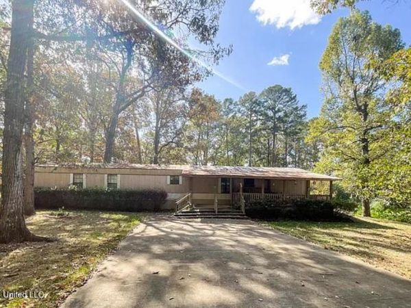 112 Rosalie Avenue, Florence, MS 39073