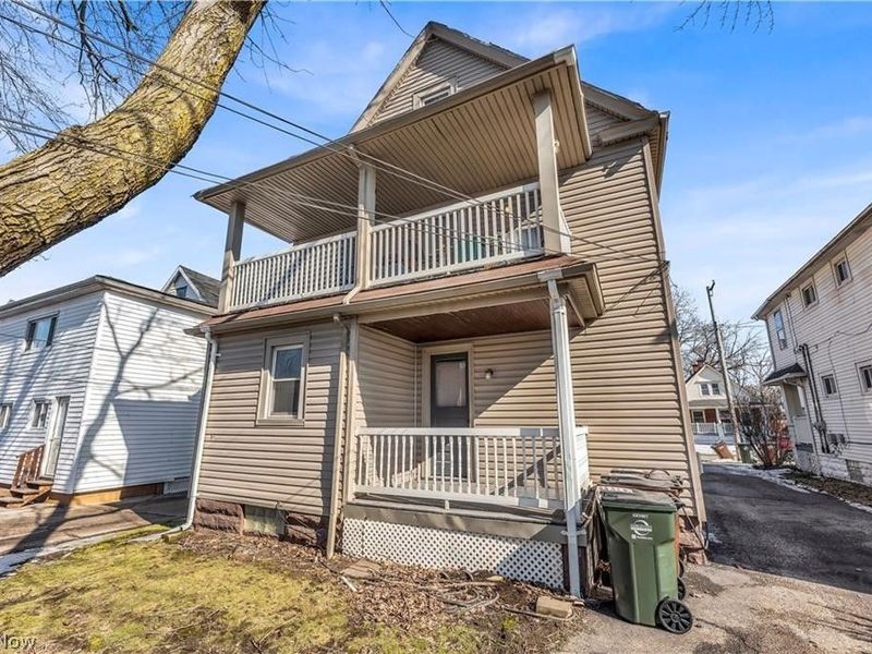 3998 E 54th Street , Newburgh Heights, OH 44105 Photo 2