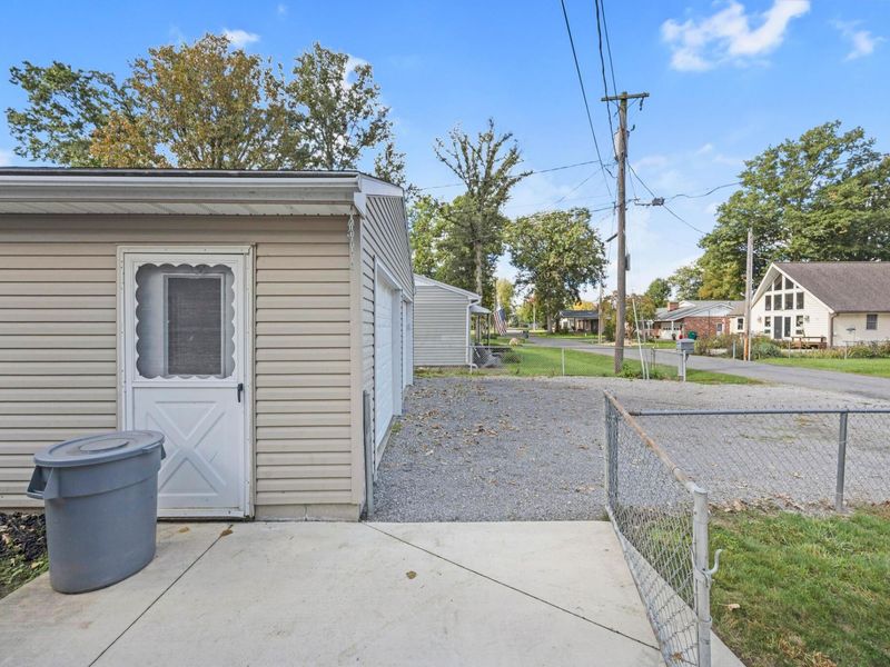 9548 Lakeshore Drive E, Huntsville, OH 43324 Photo 5