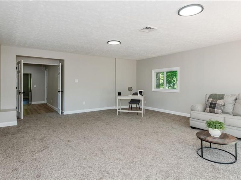 1948 Grange Hall Road, Beavercreek, OH 45432 Photo 59