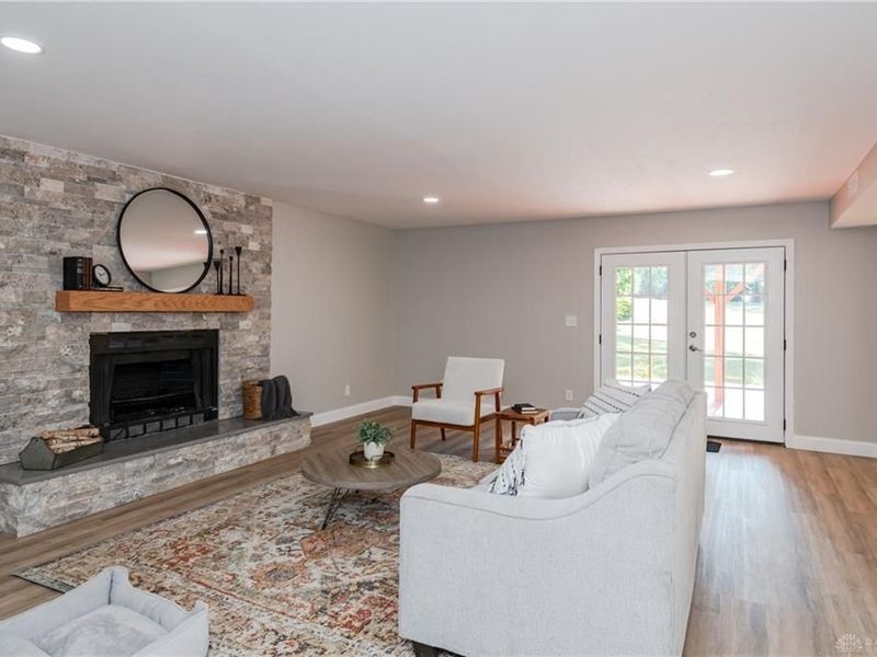1948 Grange Hall Road, Beavercreek, OH 45432 Photo 9