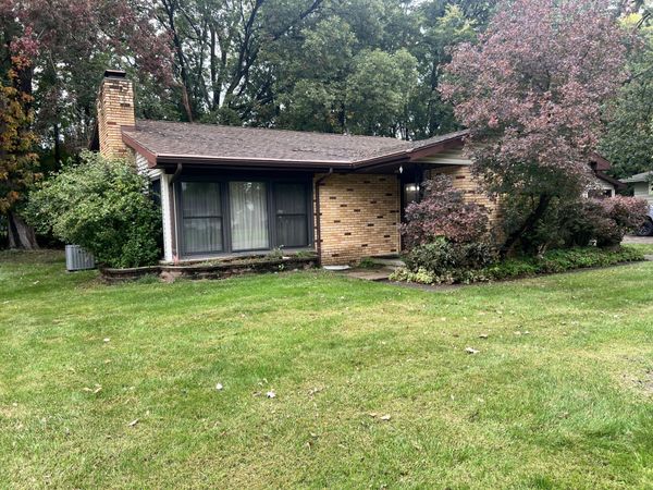 2536 Tricia Drive, Jackson, MI 49201