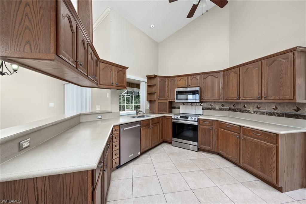 6975 Highland Park Cir, Fort Myers, FL 33966 Photo