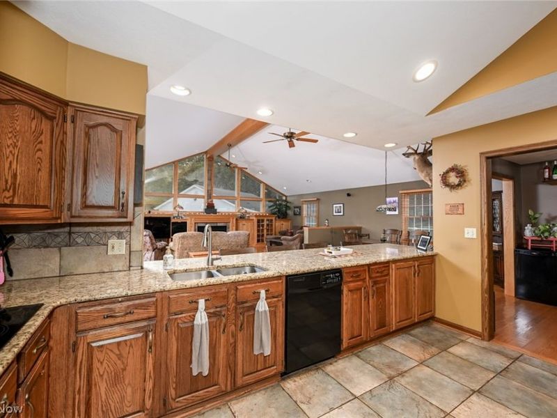 7051 Greenwich Road, Westfield Center, OH 44251 Photo 7