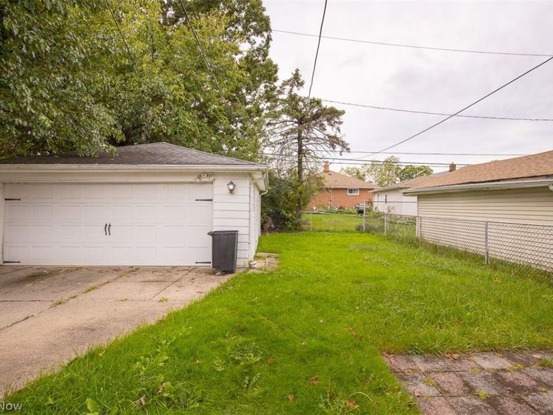 5632 Saxon Drive, Garfield Heights, OH 44125 Photo 15