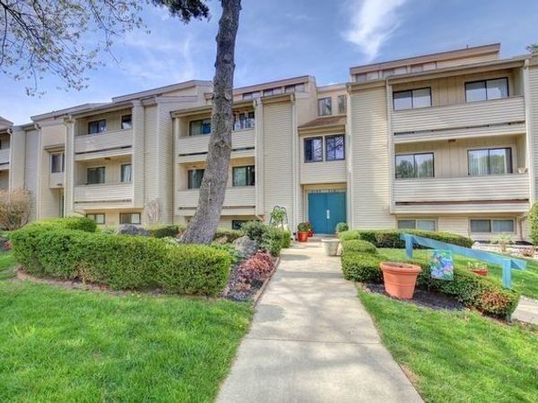 2205 Melrose Drive , Unit B, Champaign, IL 61820