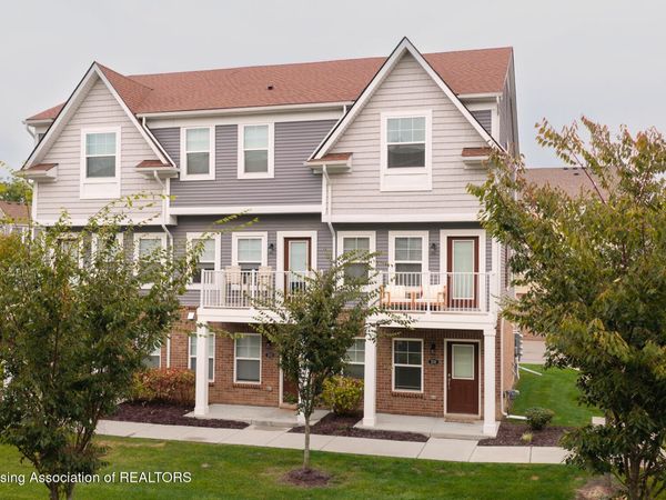 208 Katie Lane, Brighton, MI 48116
