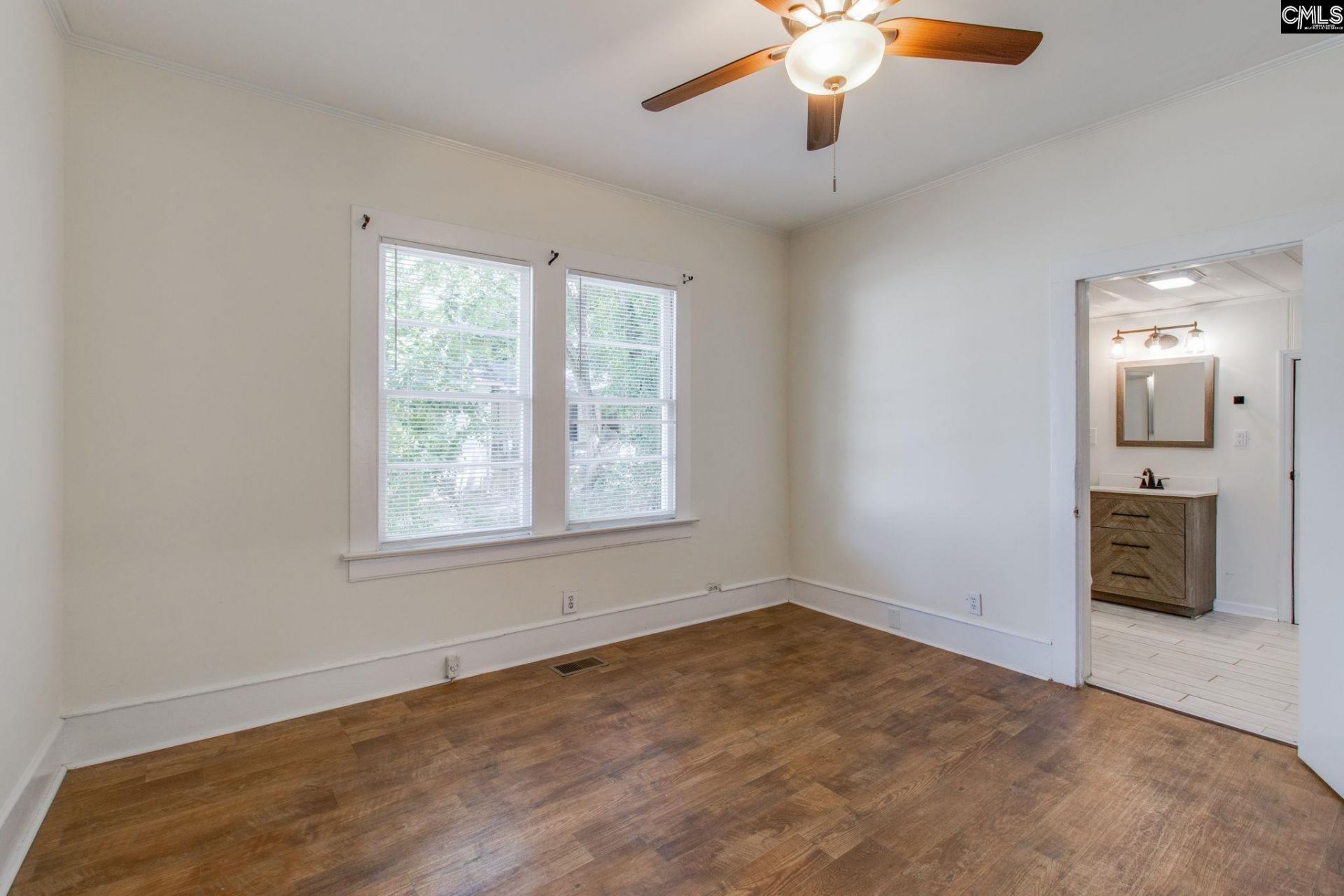 1304 Mcduffie Avenue  Photo 11