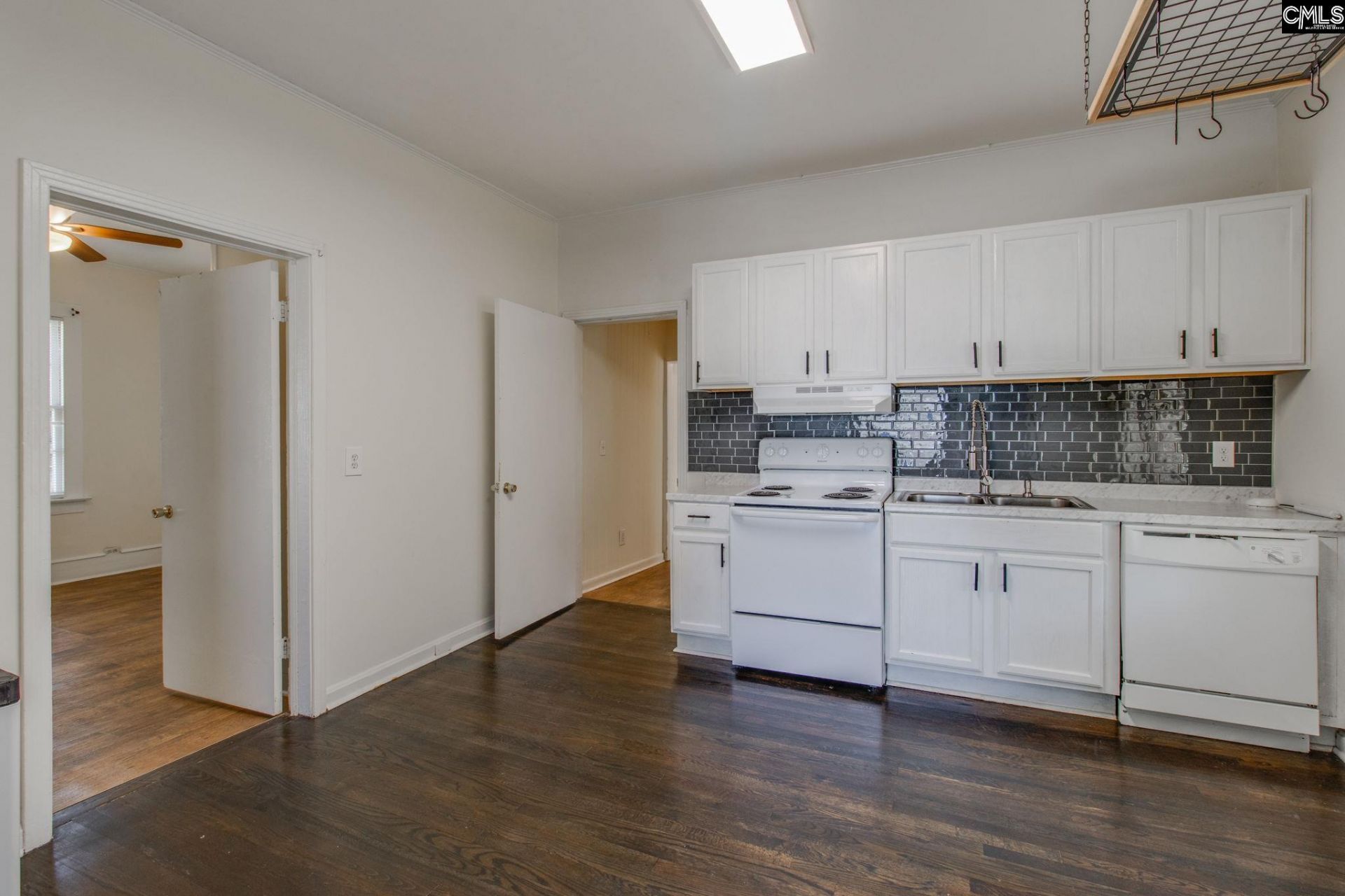 1304 Mcduffie Avenue  Photo 7