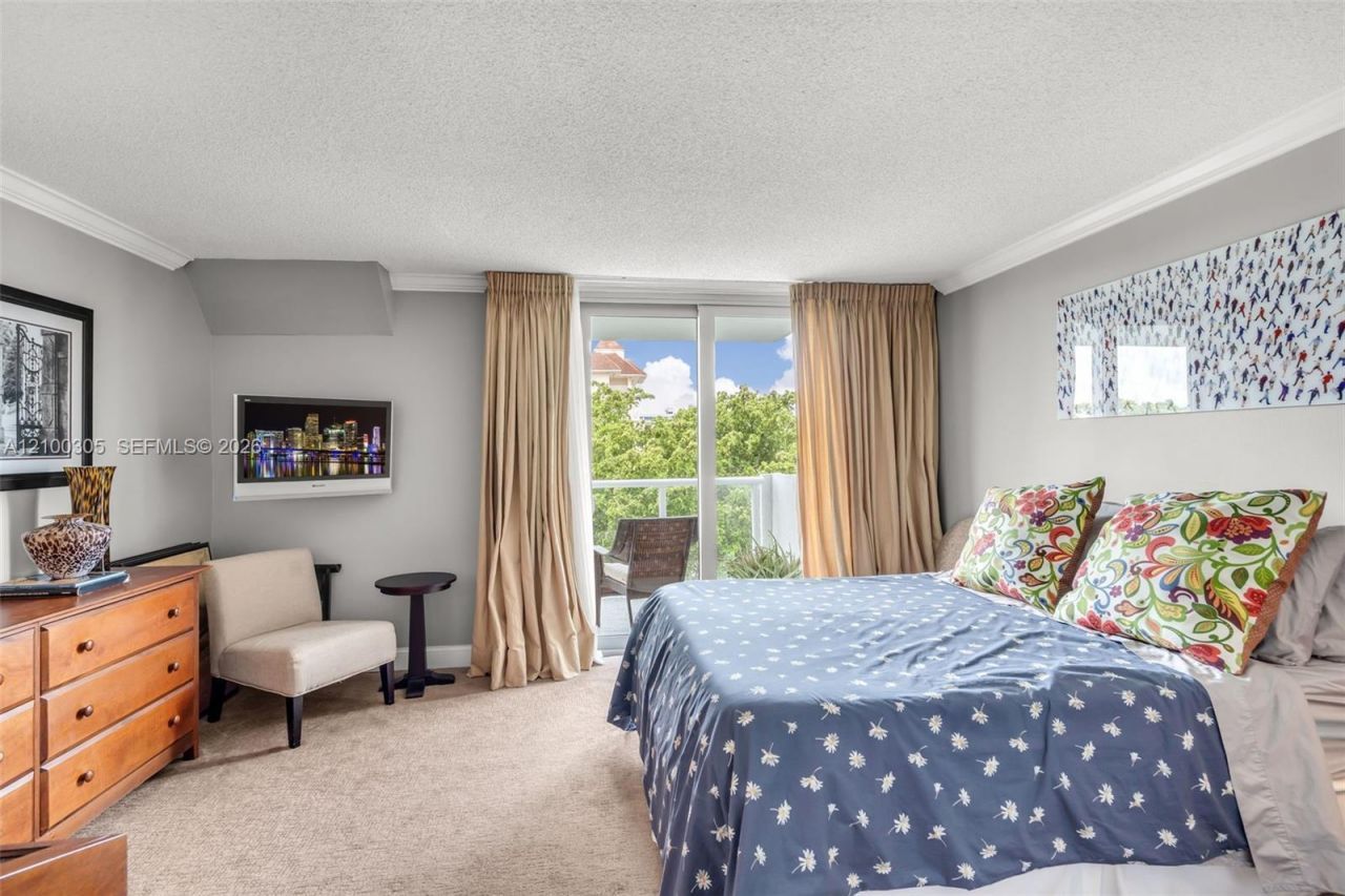10000 W Bay Harbor Dr , Unit 401, Bay Harbor Islands, FL 33154 Photo