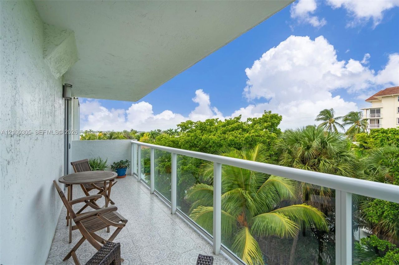 10000 W Bay Harbor Dr , Unit 401, Bay Harbor Islands, FL 33154 Photo