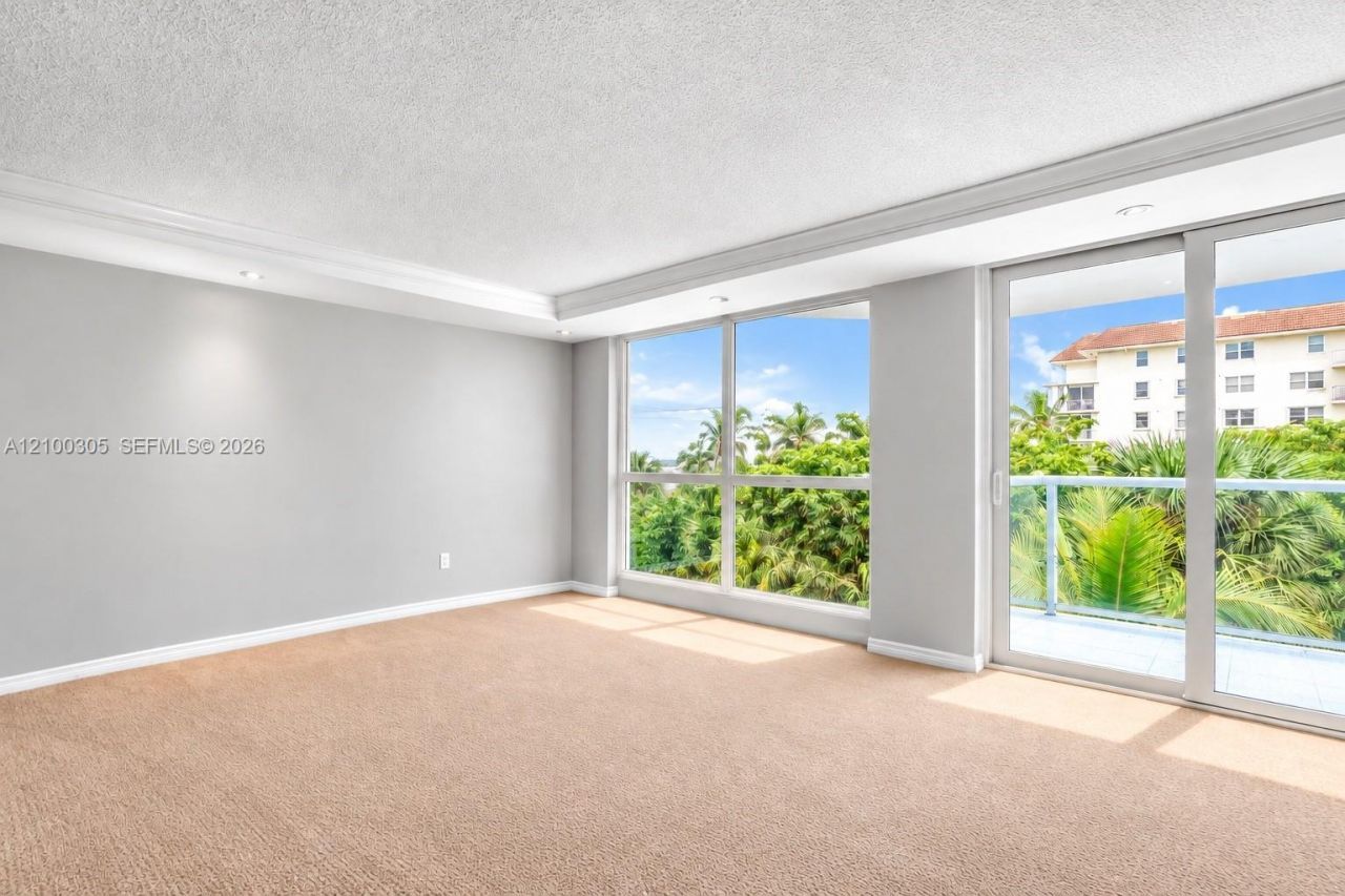 10000 W Bay Harbor Dr , Unit 401, Bay Harbor Islands, FL 33154 Photo