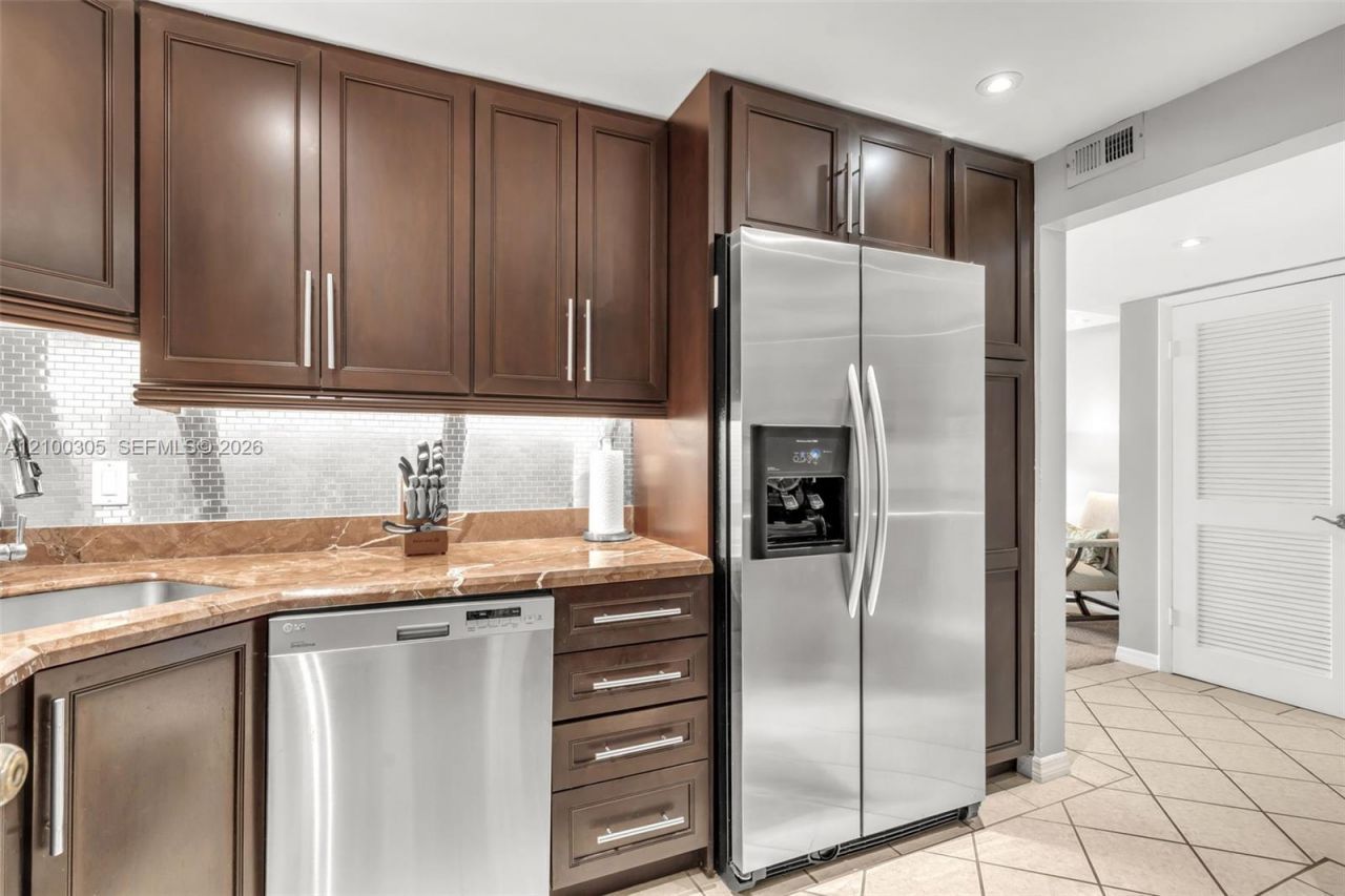 10000 W Bay Harbor Dr , Unit 401, Bay Harbor Islands, FL 33154 Photo