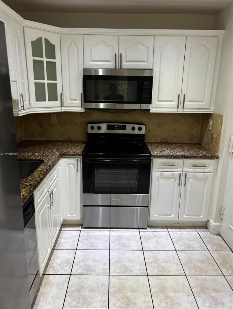 7480 Miami Lakes Dr , Unit G104, Miami Lakes, FL 33014 Photo