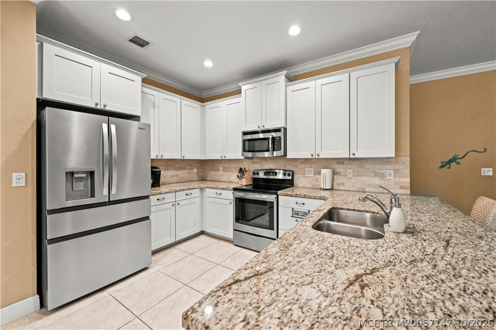 521 NE Abaca Way , Jensen Beach, FL 34957 Photo
