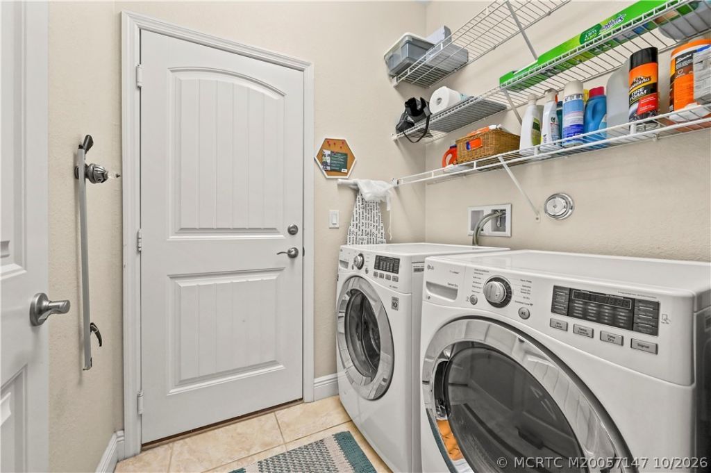 521 NE Abaca Way , Jensen Beach, FL 34957 Photo