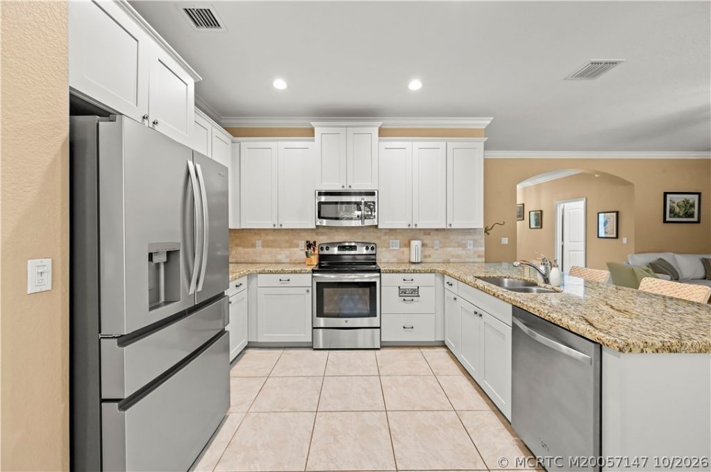 521 NE Abaca Way , Jensen Beach, FL 34957 Photo