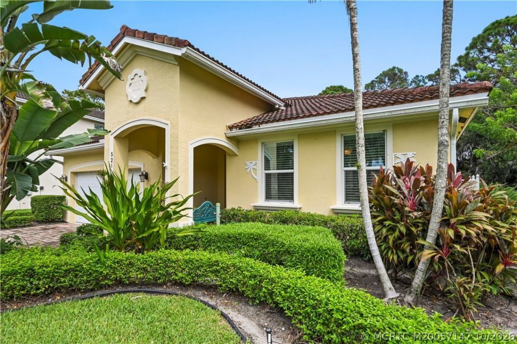 521 NE Abaca Way , Jensen Beach, FL 34957 Photo