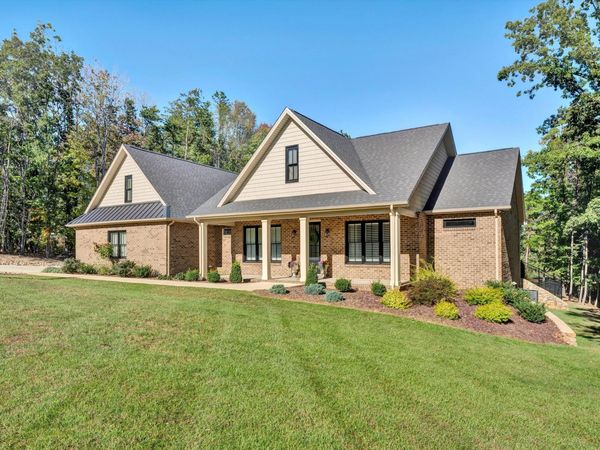 510 Thornblade WAY, Blue Ridge, VA 24064