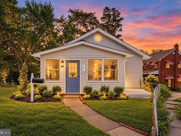 1801 S GLEBE ROAD , ARLINGTON, VA 22204