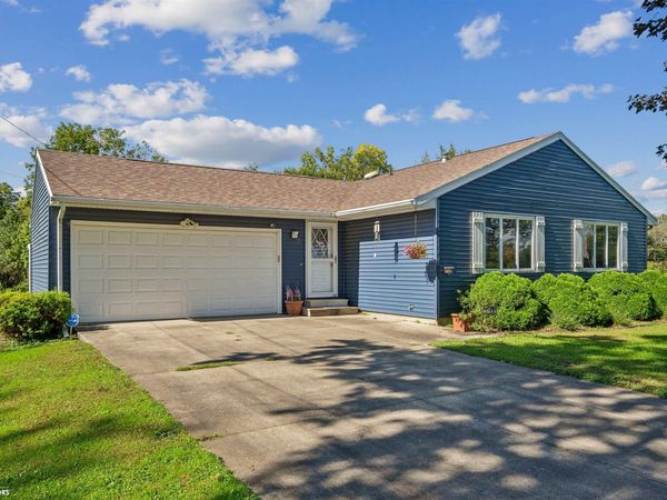 1109 S 12Th Street, Marshalltown, IA 50158
