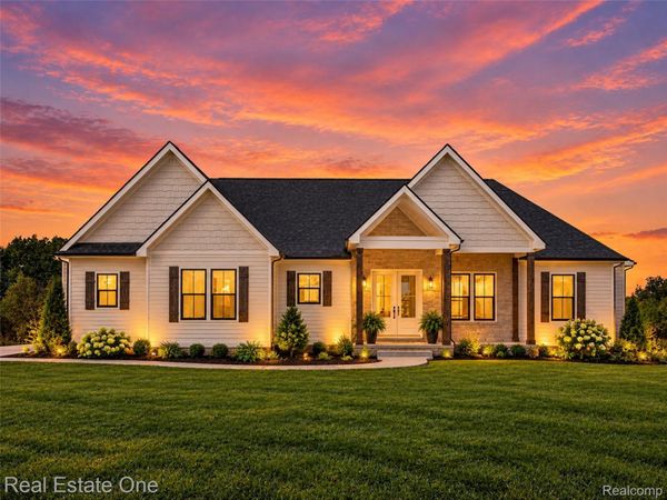 1818 Hidden Lake Trail, Brandon Township, Mi 48462