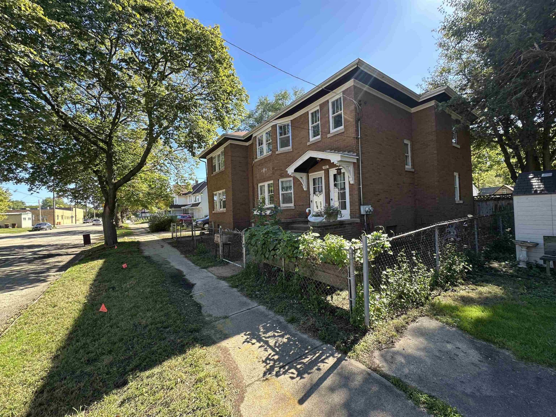 1011 15th Avenue, Rockford, IL 61104 Main Photo