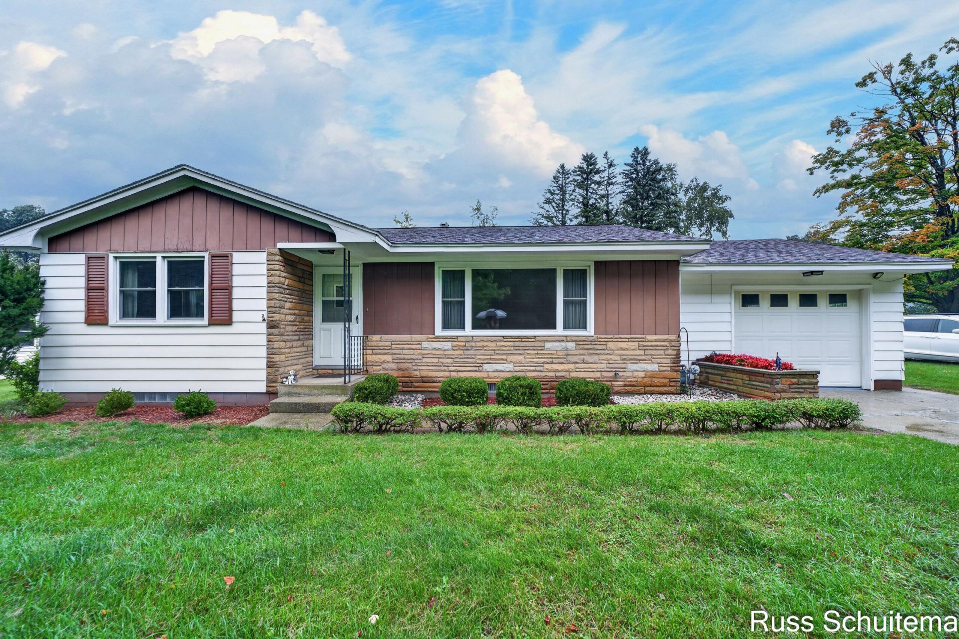 918 Benston Road, Whitehall, MI 49461 Main Photo