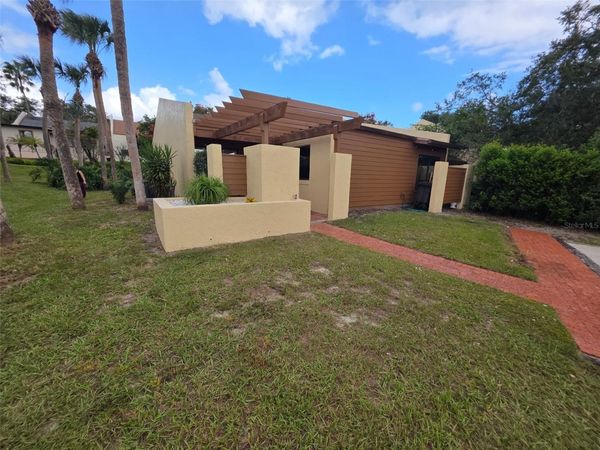 700 W CRANES CIRCLE, ALTAMONTE SPRINGS, FL 32701
