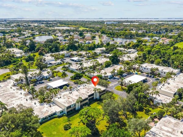 521 LAKESIDE DRIVE , BRADENTON, FL 34210