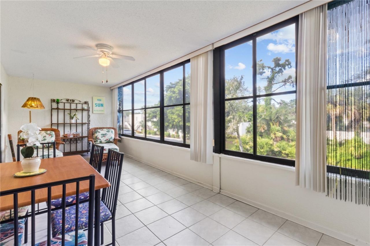 521 Lakeside Drive , Bradenton, FL 34210 Photo