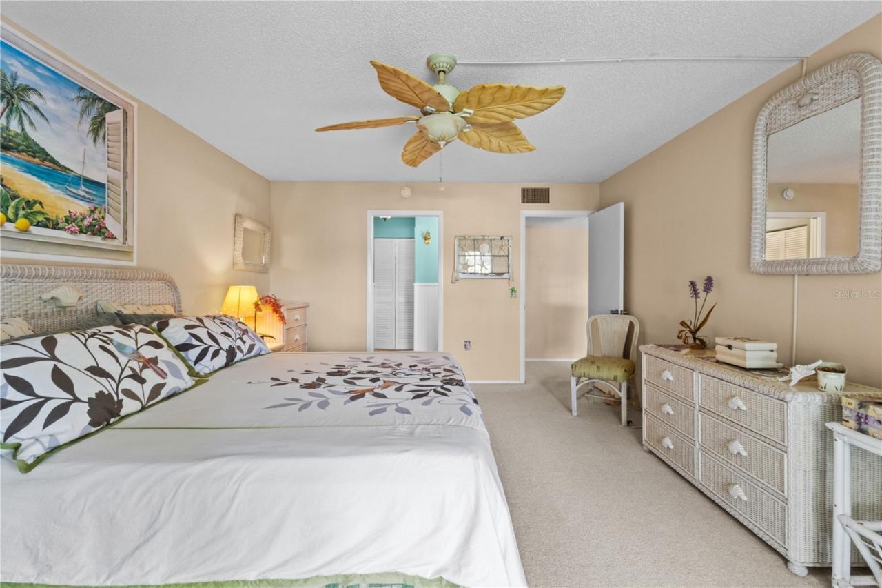 521 Lakeside Drive , Bradenton, FL 34210 Photo