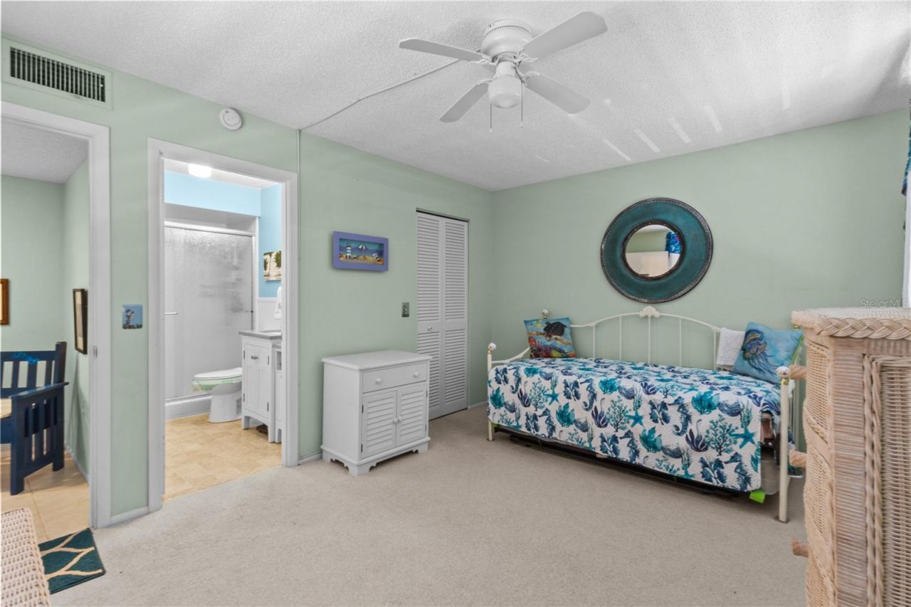 521 Lakeside Drive , Bradenton, FL 34210 Photo