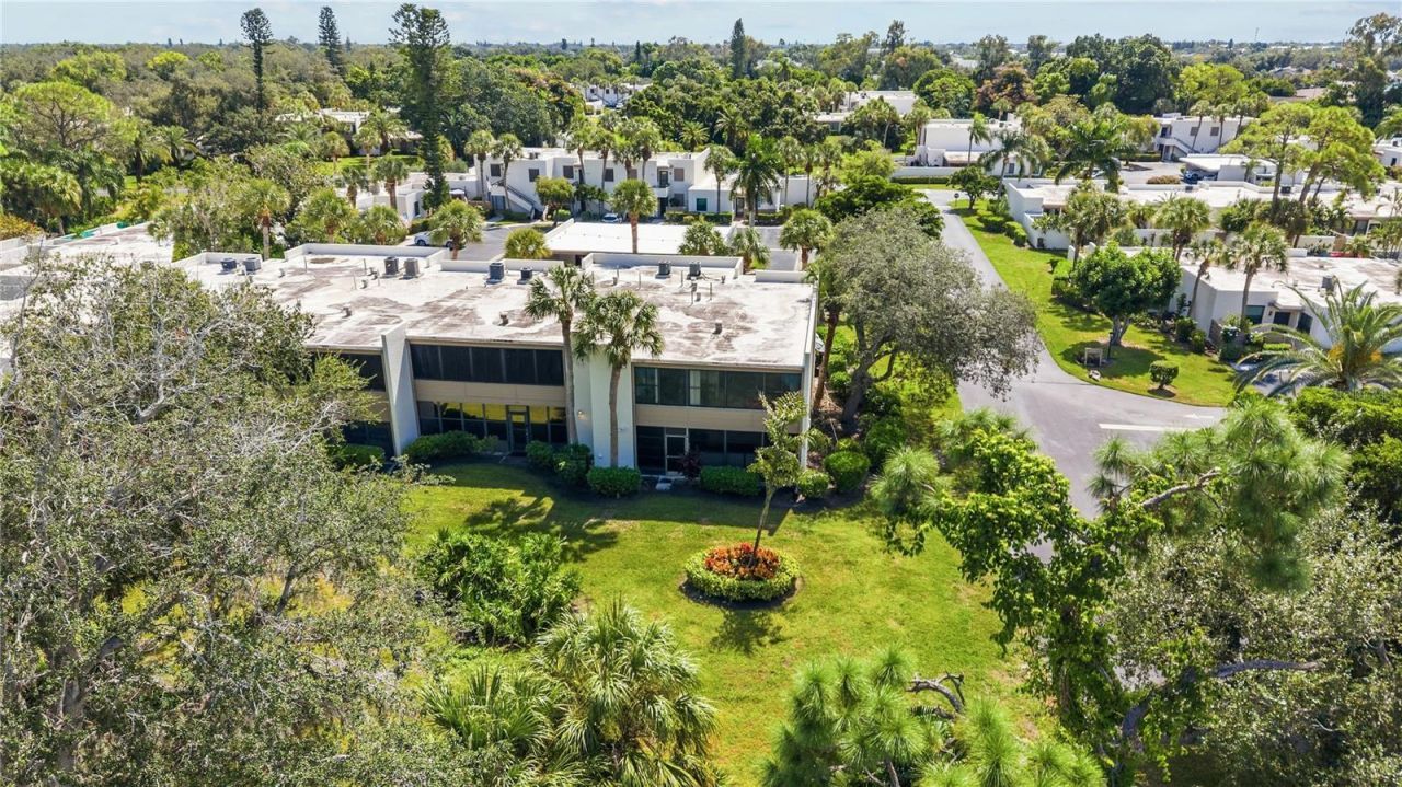 521 Lakeside Drive , Bradenton, FL 34210 Photo
