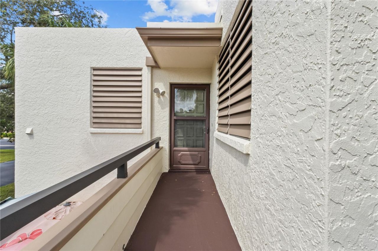 521 Lakeside Drive , Bradenton, FL 34210 Photo