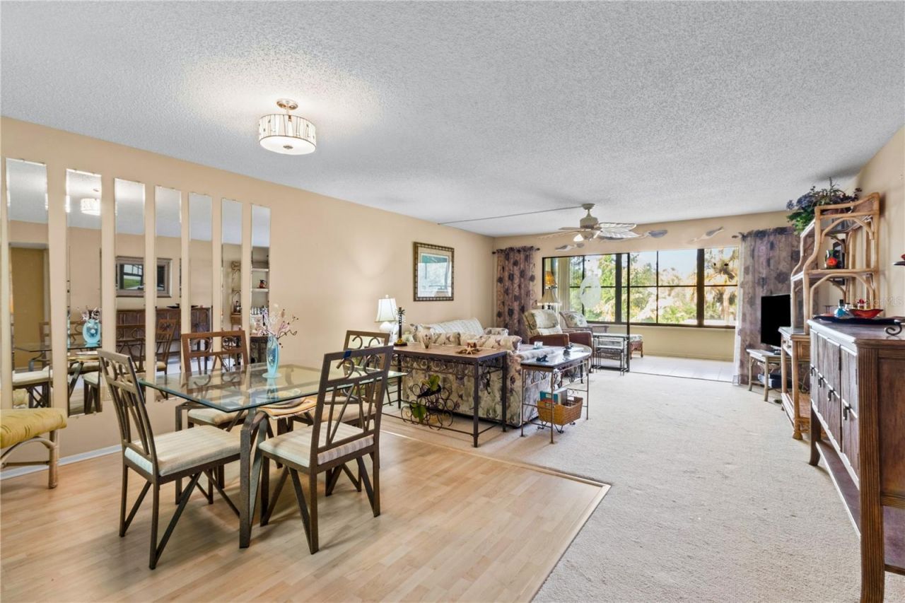 521 Lakeside Drive , Bradenton, FL 34210 Photo
