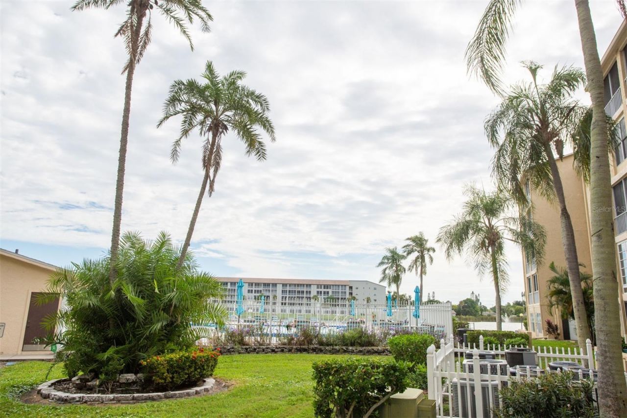 3710 Lake Bayshore Drive , Unit k416, Bradenton, FL 34205 Photo