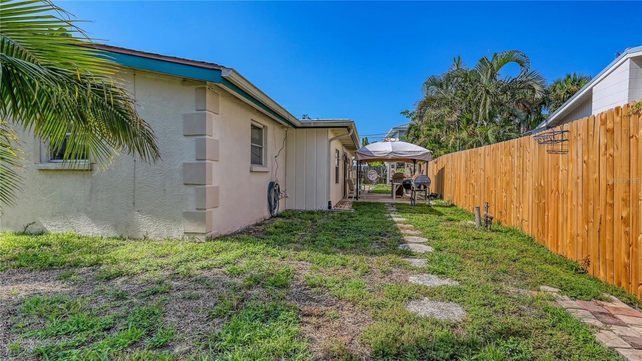 5302 Las Rosas , Sarasota, FL 34242 Photo