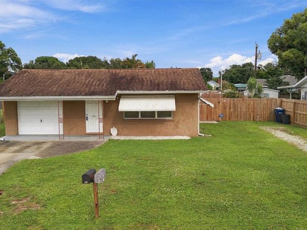 907 42ND STREET W, BRADENTON, FL 34205