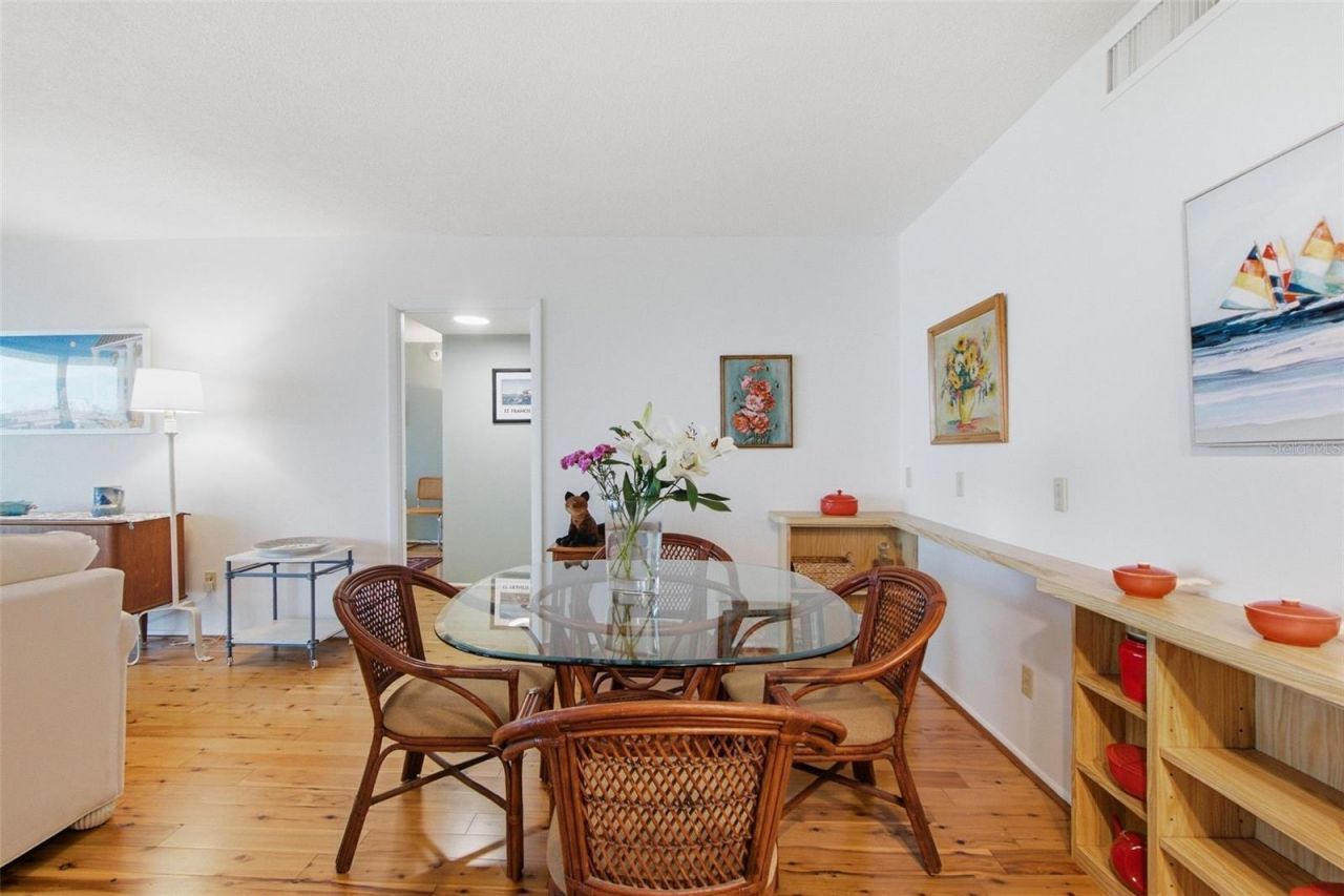4822 Ocean Boulevard , Unit 8B, Sarasota, FL 34242 Photo